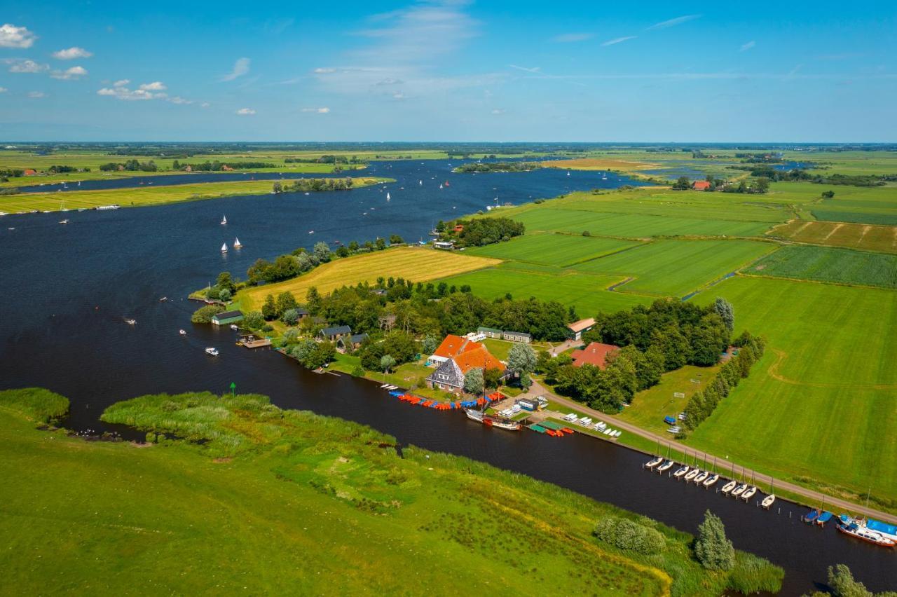 Pean-Buiten Waterlodges Nes  Dış mekan fotoğraf