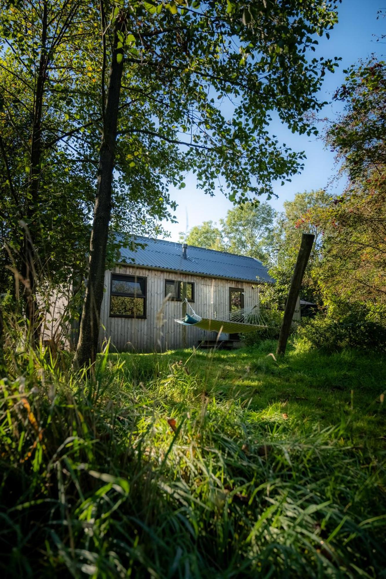 Pean-Buiten Waterlodges Nes  Dış mekan fotoğraf