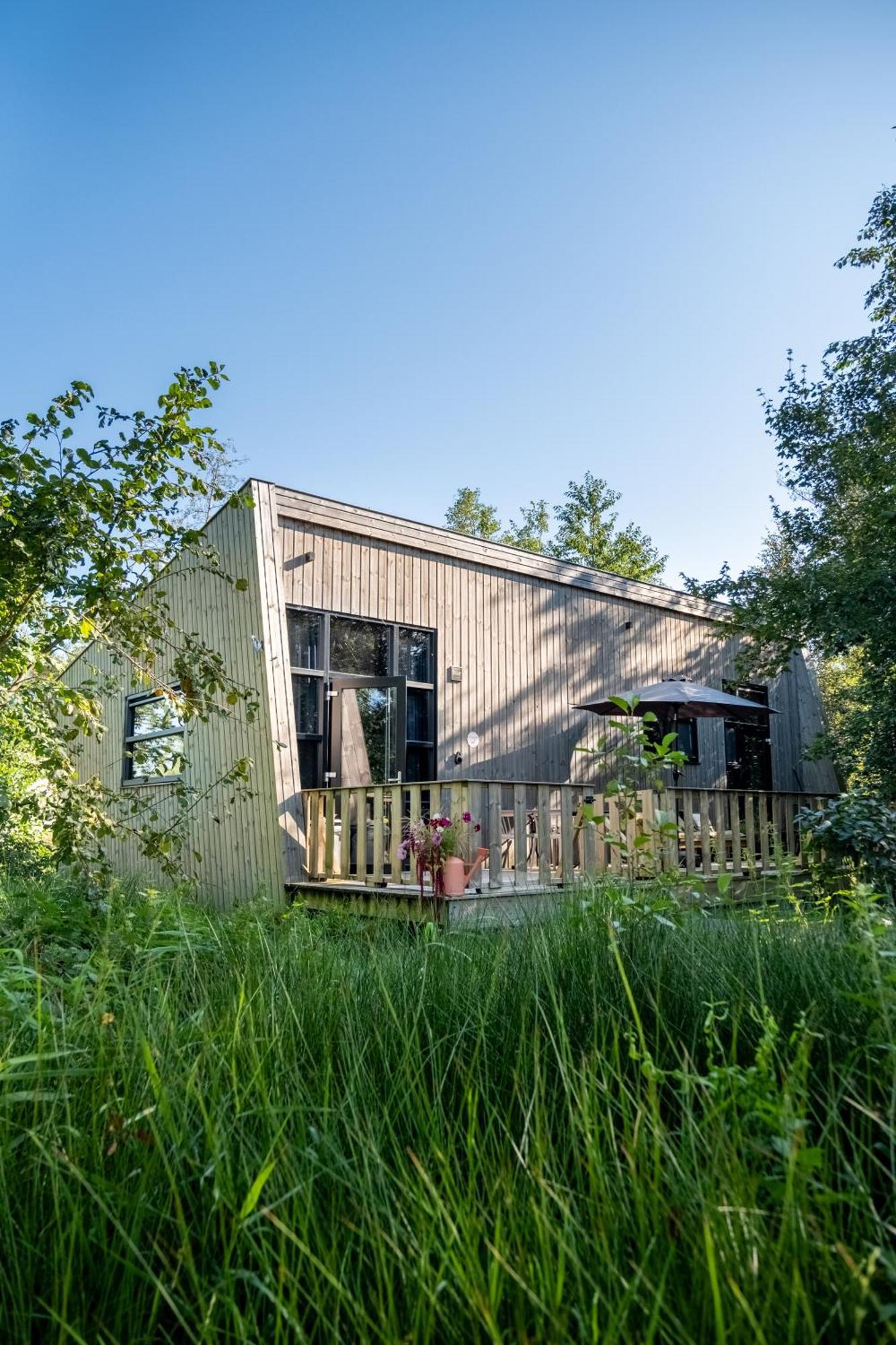 Pean-Buiten Waterlodges Nes  Dış mekan fotoğraf